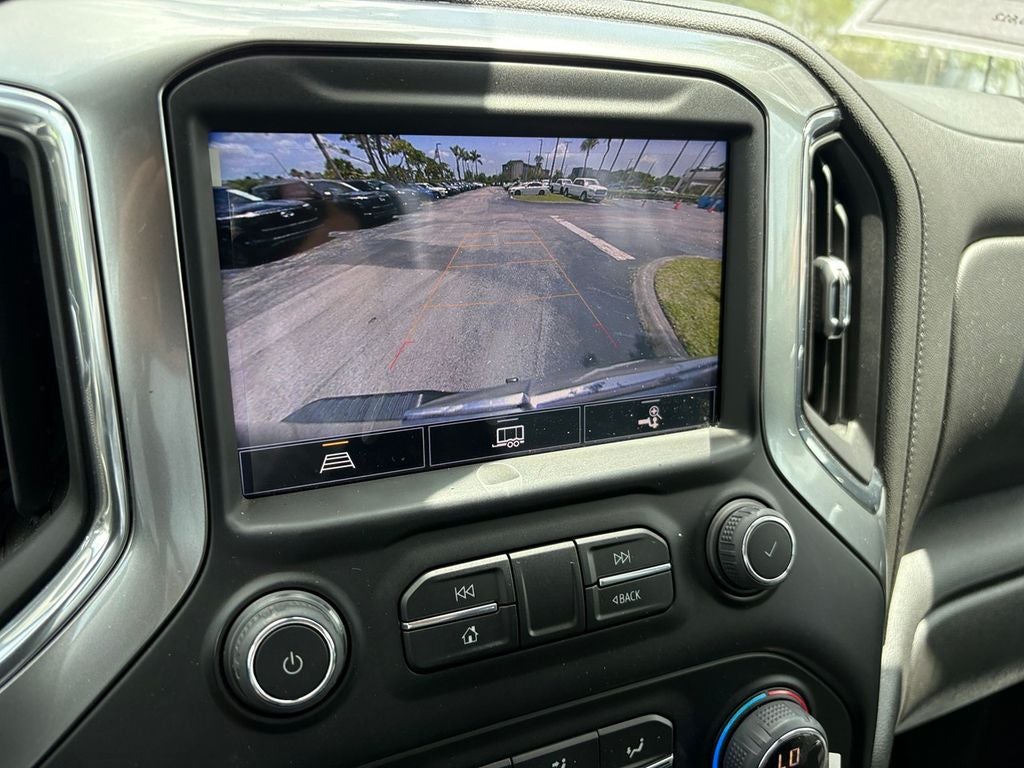 2021 Chevrolet Silverado 1500 — interior view