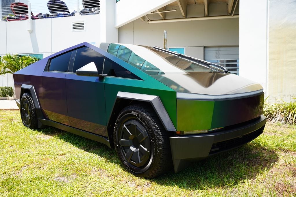 2024 Tesla Cybertruck