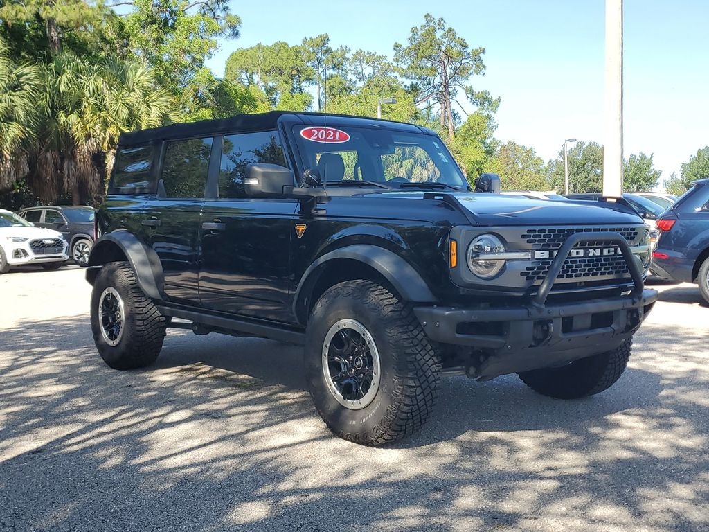 2021 Ford Bronco Badlands in Shadow Black — front three-quarter view