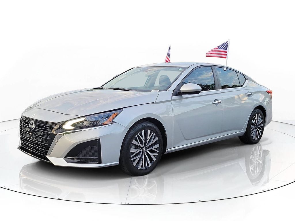2023 Nissan Altima — rear three-quarter view