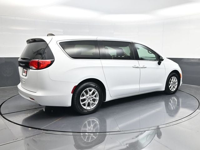 2023 Chrysler Voyager — side profile view