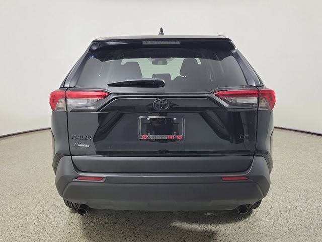 2025 Toyota RAV4 — detail view