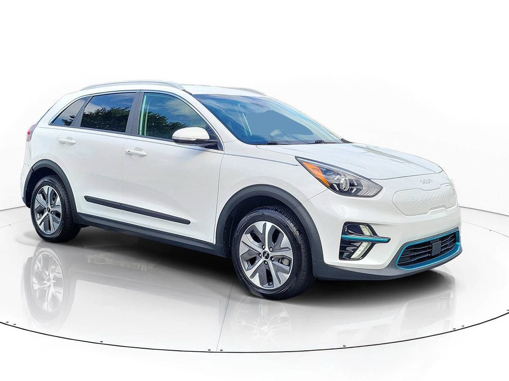 2022 Kia Niro EV EX in Snow White Pearl — front three-quarter view